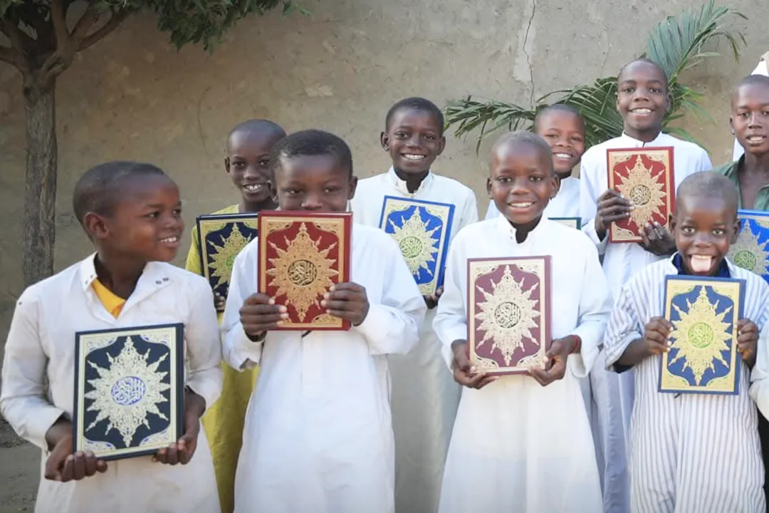 حملة الـ 10 الآف مصحف في إفريقيا