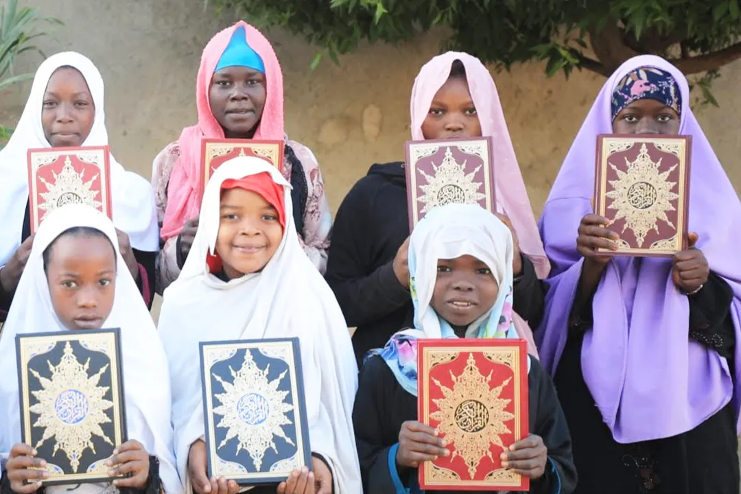 حملة الـ 10 الآف مصحف في إفريقيا